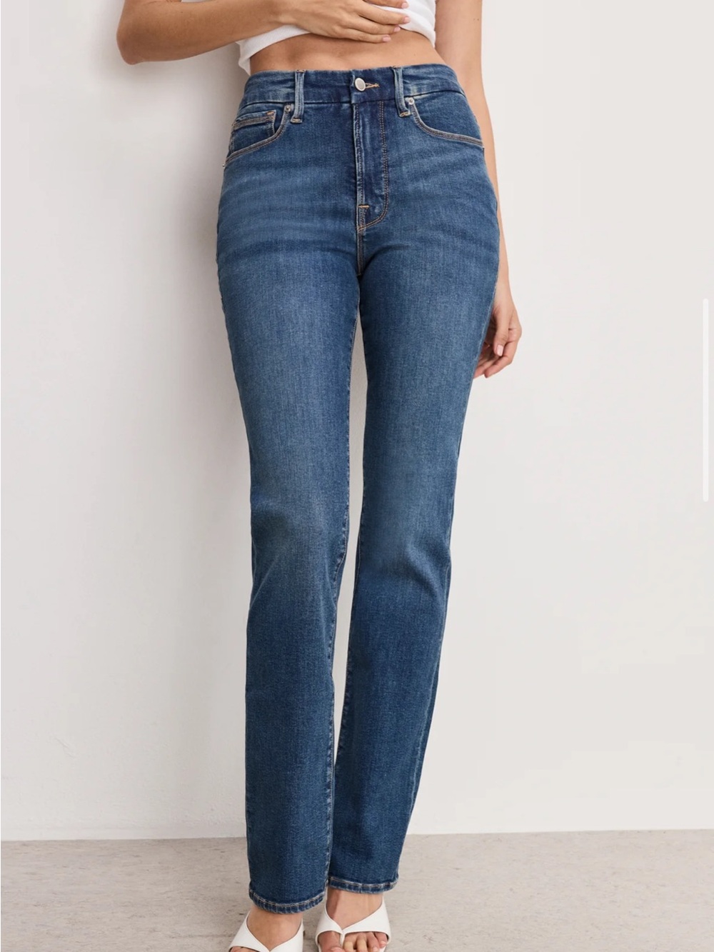 Good American Straight Leg Jeans in Dark Blue Wash size 8 - Picture 3 of 9